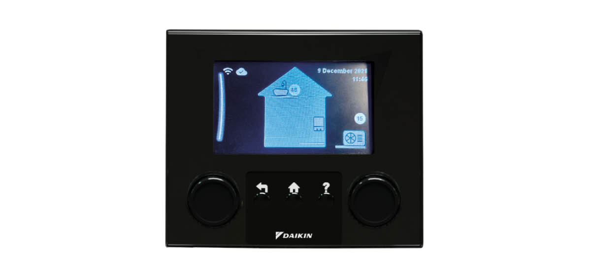 LÄMMINVESIVARAAJAN OHJAIN