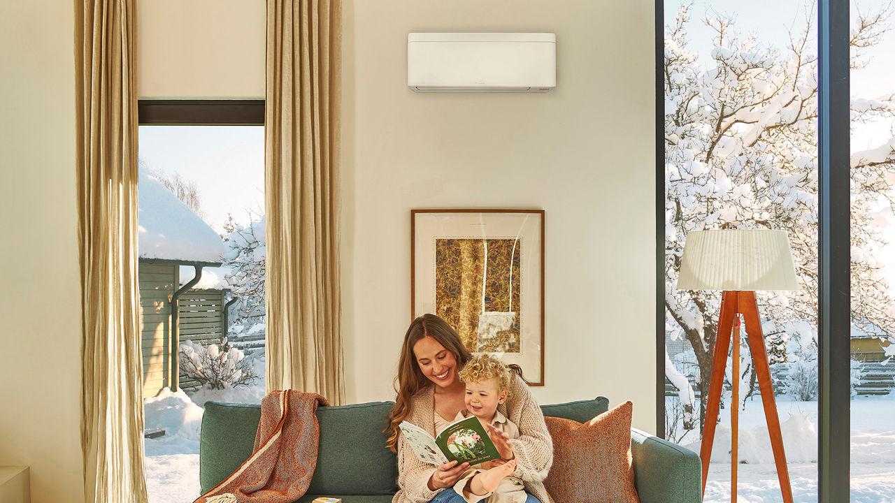 Daikin Stylish N valkoinen olohuoneessa